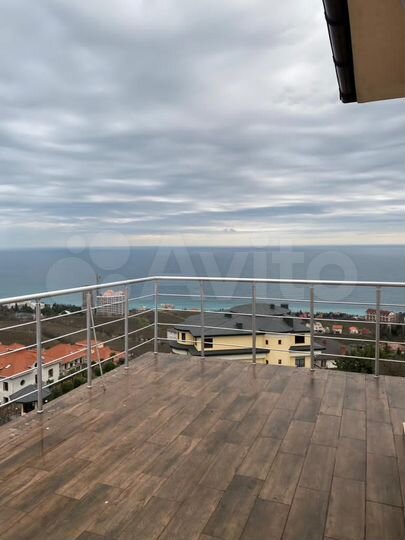 2-к. квартира, 70 м², 8/8 эт.