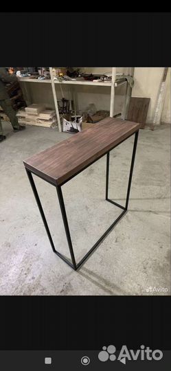 Консоль в стиле лофт