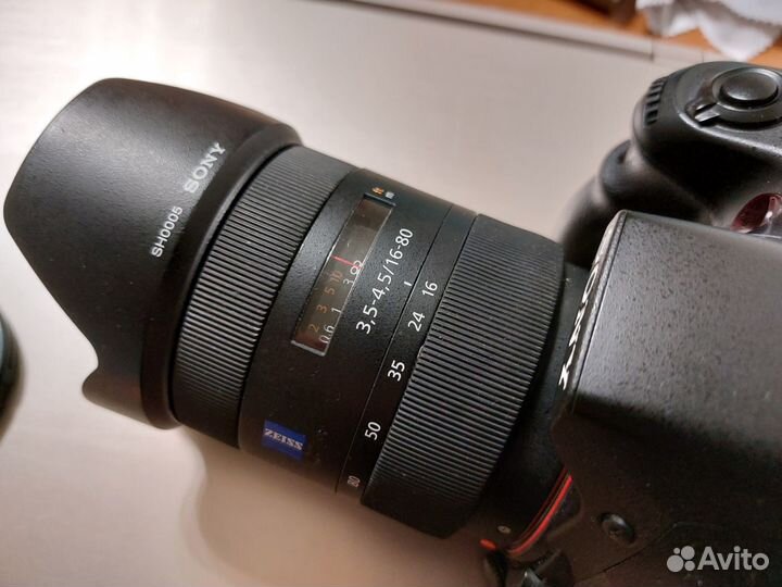 Sony Carl Zeiss16-80