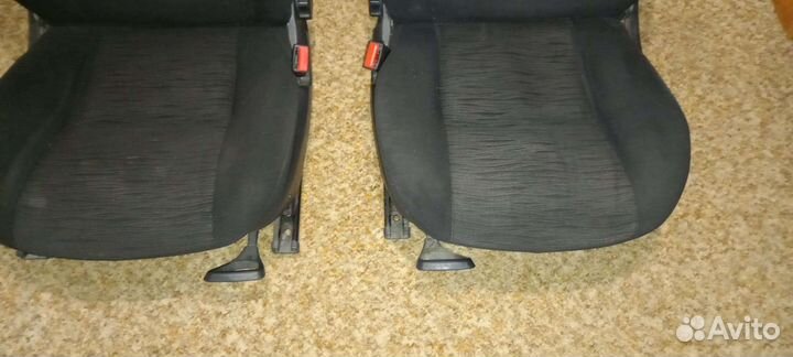 Передние сиденья LADA kalina 2