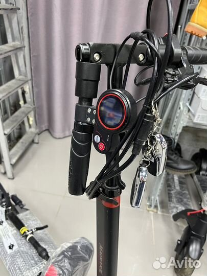 Электросамокат новый