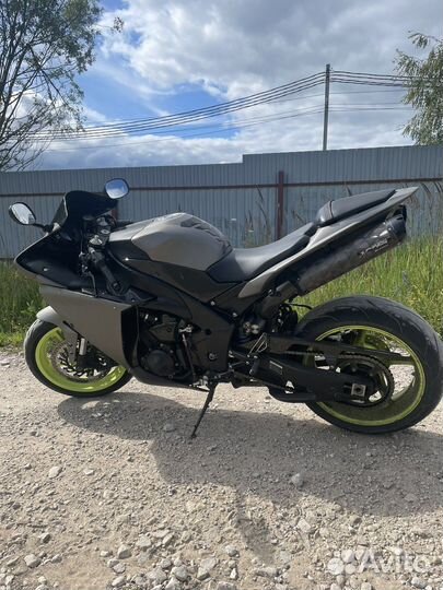 Yamaha R1 2010