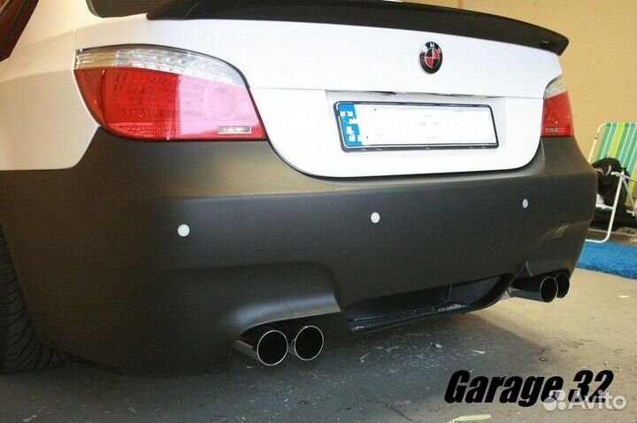 Задний бампер 