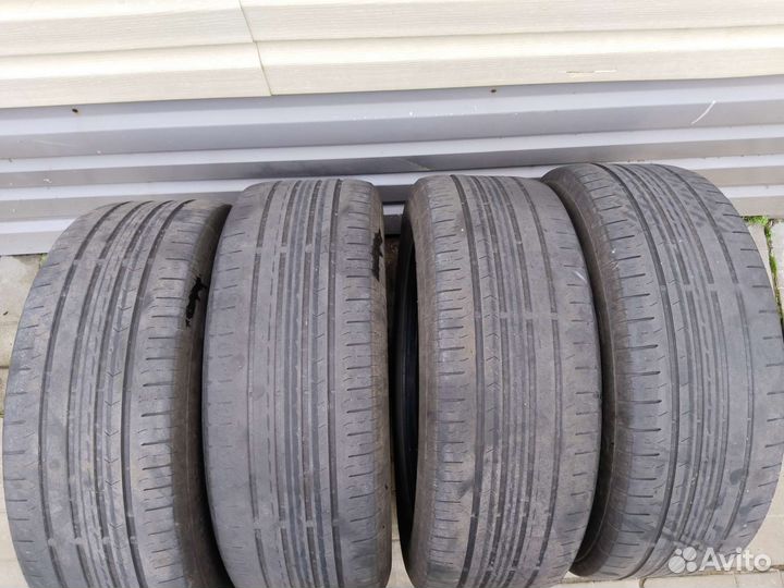 Continental ContiPremiumContact 5 225/60 R17 V