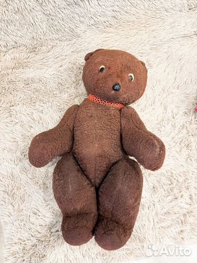 Антикварный плюшевый медведь