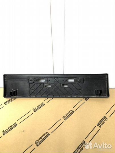 Подиум гос. номера Lexus Lx 570