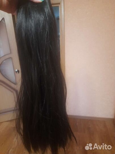 Хвост черный на заколке