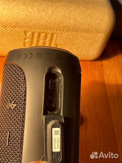 Колонка jbl flip 4