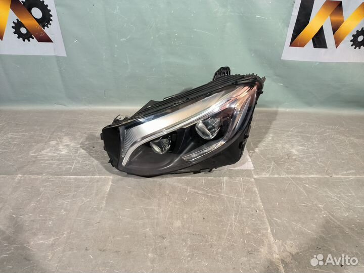Mercedes X253 GLC Фара Левая 30228