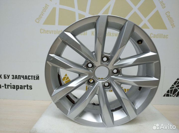 Диск литой R16 Volkswagen Passat