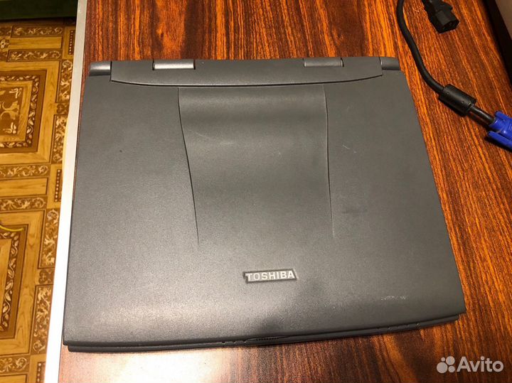 Ноутбук раритет рабочий Toshiba PA5259U-B