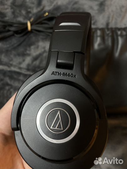 Наушники Audio Technica M40x