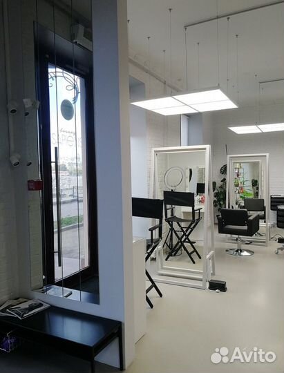 Администратор салона красоты