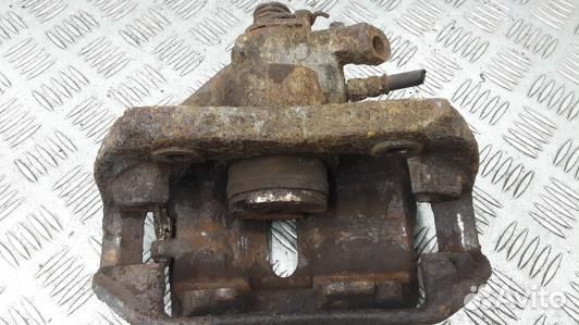 Суппорт тормозной передний правый citroen C5 1 (GS