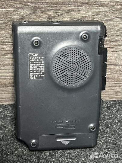 Кассетный плеер Sanyo mr-37