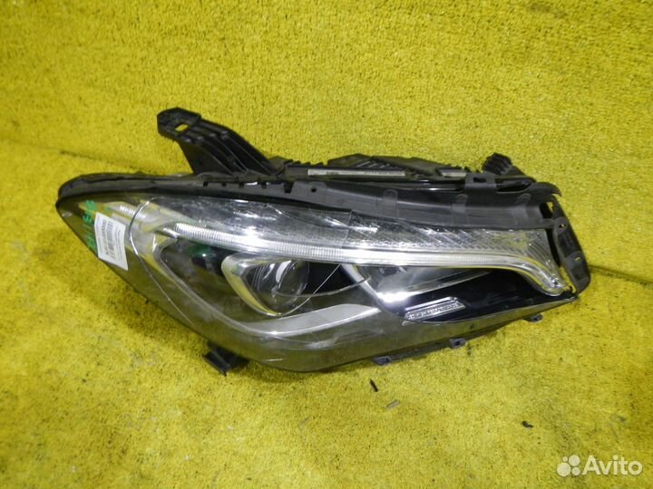 Фара правая Mercedes-Benz CLA-Class