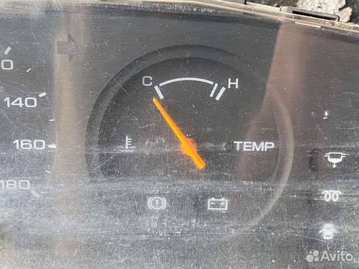 Панель приборов Nissan Avenir W10 дизель