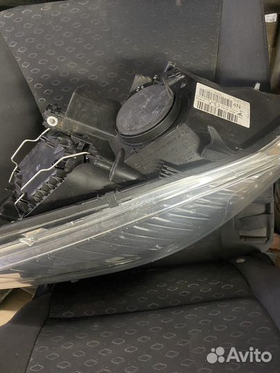 Фара правая renault megane 3