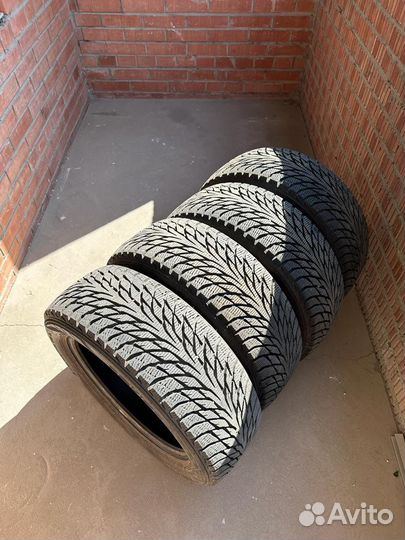 Nokian Tyres Hakkapeliitta R2 205/55 R16