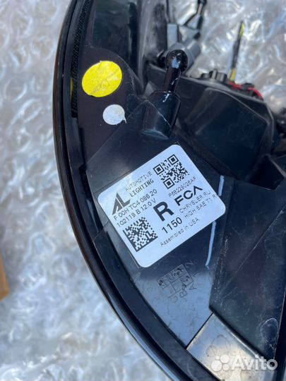 Фонари задние chrysler pacifica RU левый и правый