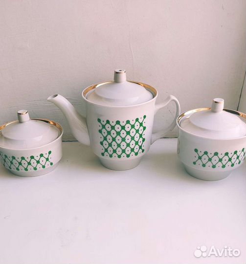 Сервизная посуда Тарелки бокалы