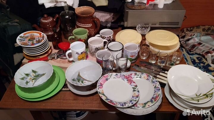 Кухонный инвентарь,посуда,предметы