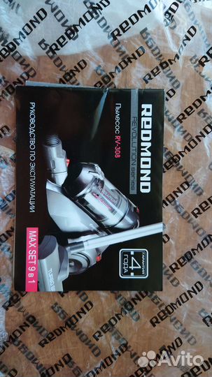 Пылесос Redmond RV-308