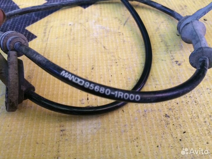 Датчик ABS задний левый Hyundai Solaris 1