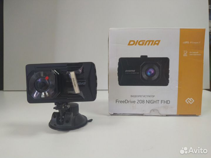 Видеорегистратор Digma FreeDrive 208 night