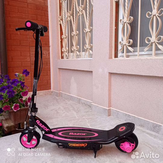 Электрический складной самокат