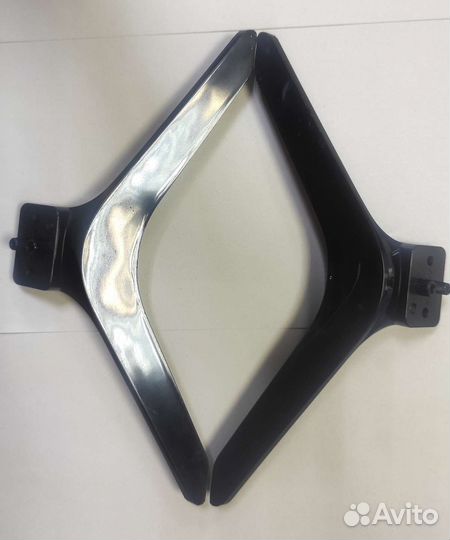 Подставка (ножки) для телевизора daewoo U43V890VTE