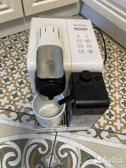 Кофемашина delonghi nespresso с капучинатором