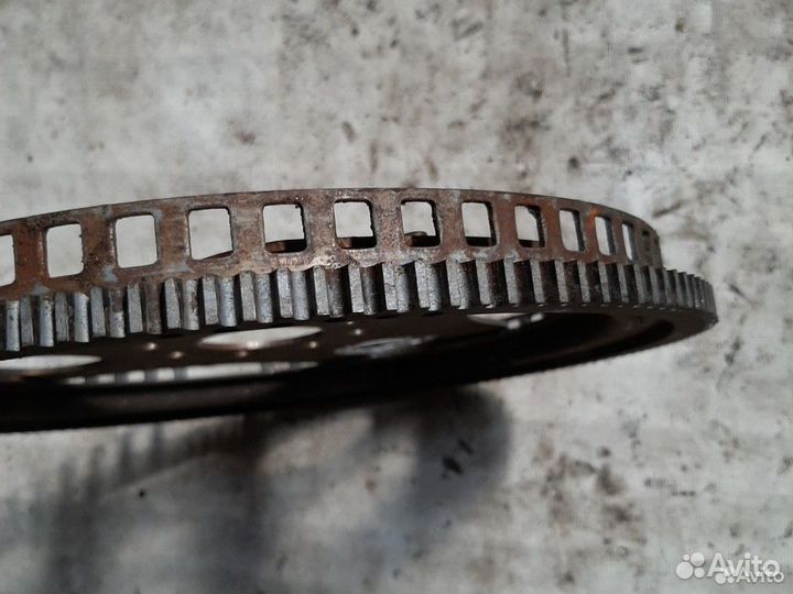 Маховик Mercedes-Benz W220