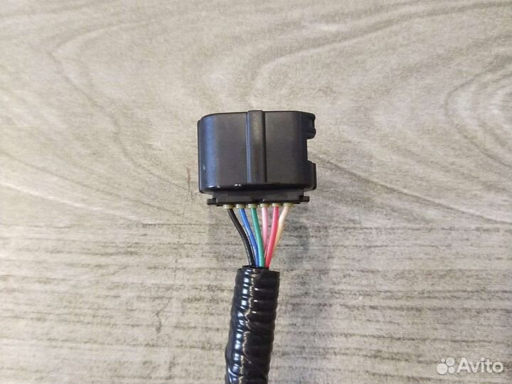 Фишка парктроника Лексус Lx 570 6 pin 12-15