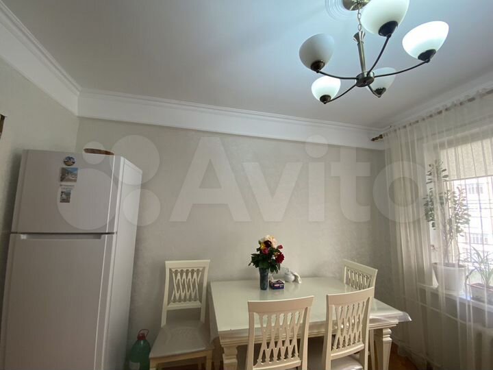 2-к. квартира, 50 м², 6/10 эт.