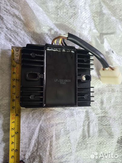 Реле регулятор 18 ампер для двигателя Lifan