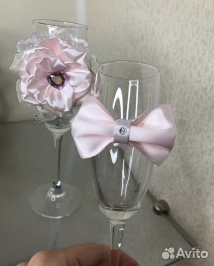 Свадебное украшение на бокалы
