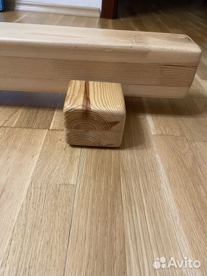 Бревно гимнастическое