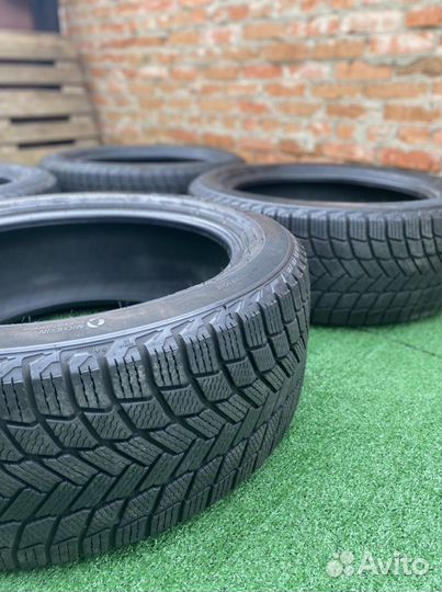 Michelin X-Ice Snow SUV 255/50 R20