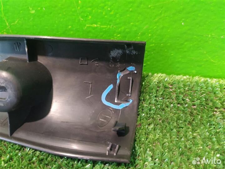 Накладка порога заднего левого внутри Honda FR-V