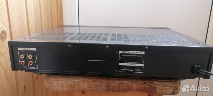 Проигрыватель компакт-дисков Sony CDP-502 ES