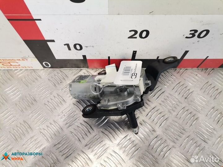 Моторчик заднего стеклоочистителя (дворника)