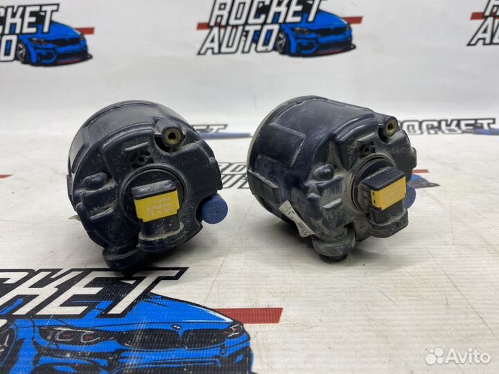 Фара противотуманная Infiniti M37x 261508993B