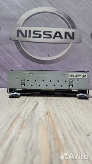 Экран дисплей магнитолы Часы Nissan teana J32