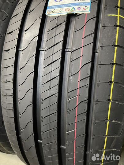Goodyear EfficientGrip 2 SUV 265/50 R20 111V