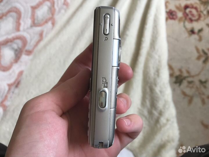 Sony Ericsson W700i