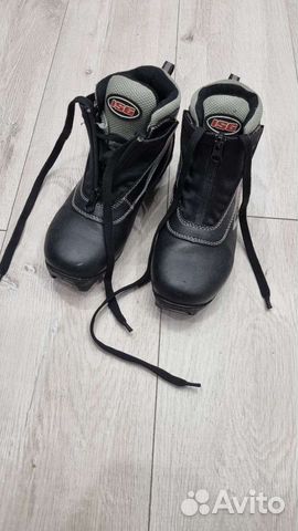 Лыжные ботинки