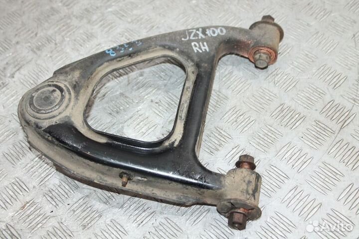 Рычаг задний правый верхний Toyota Mark 90 100