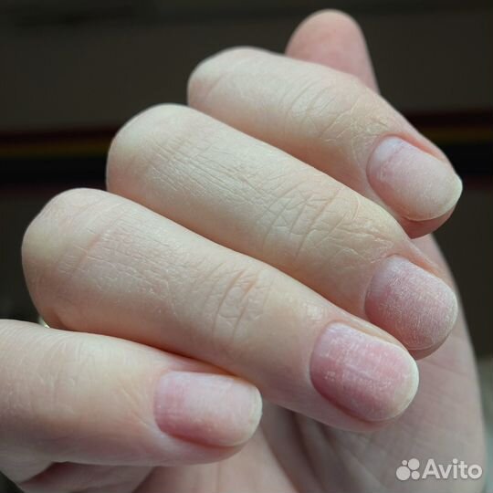 Нужна модель на маникюр