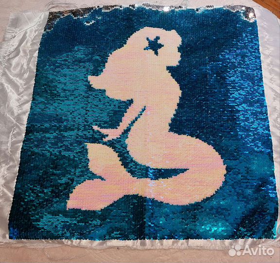 Панель с пайетками пришивная